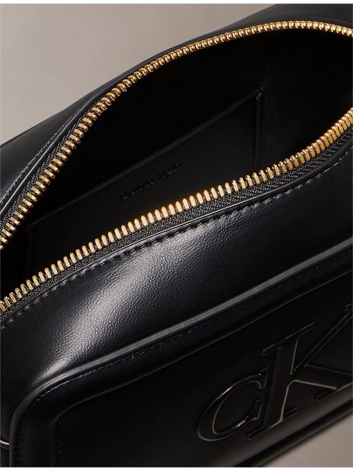 BOLD CK CAMERA BAG CALVIN KLEIN JEANS | LV04F3220G/UB1